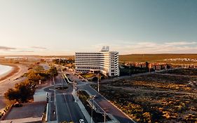 Rayentray Grand Hotel